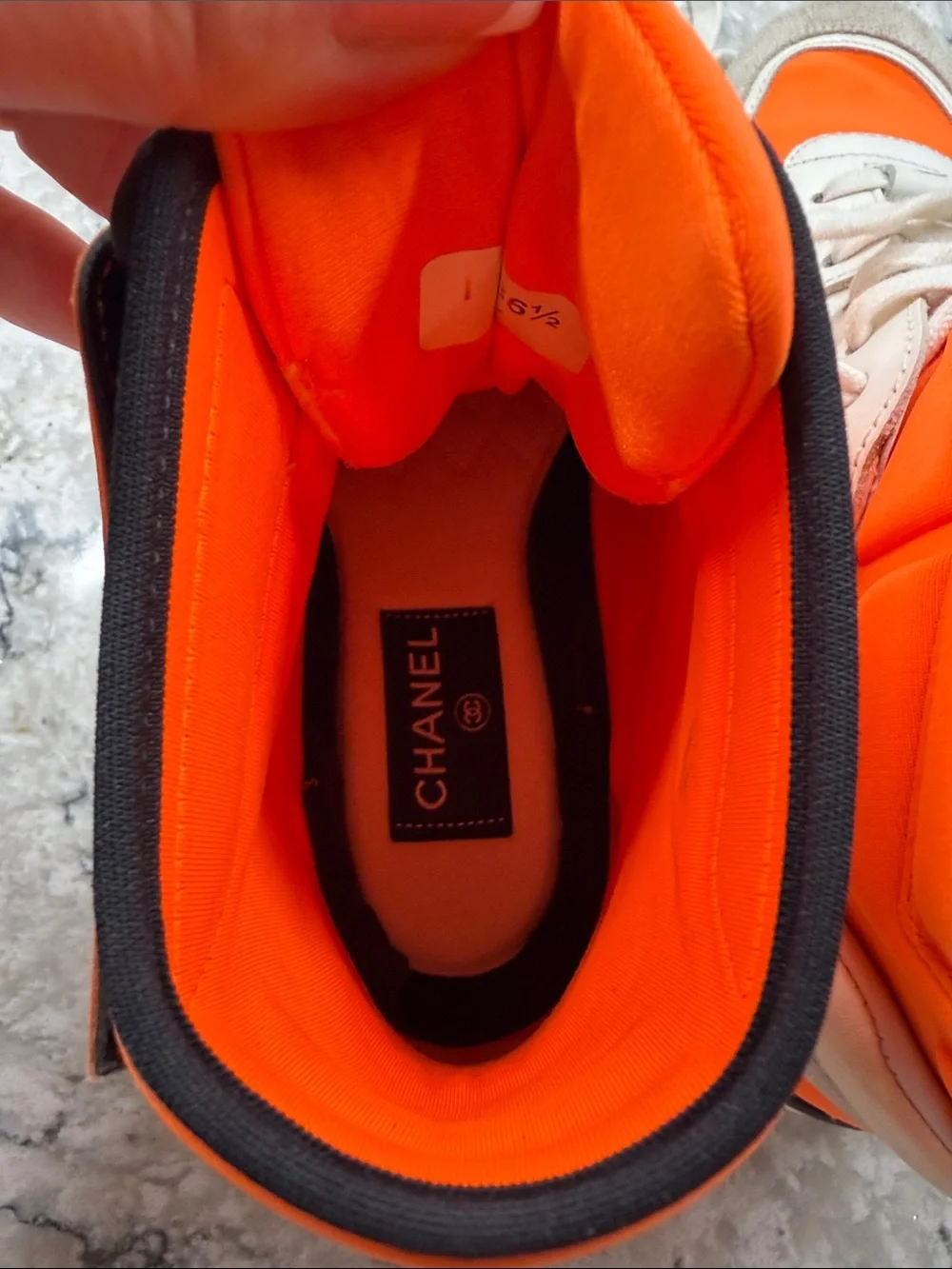 Chanel Interlocking CC / Logo High-Top Sneaker